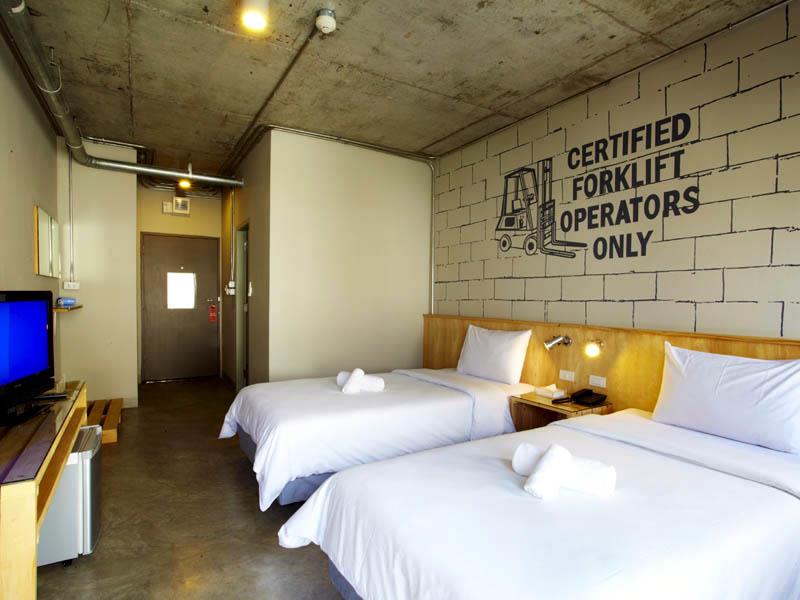 Standard Twin Bed - Free WiFi access