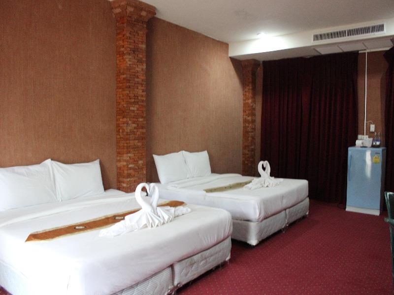 Deluxe Suite - Free WiFi access - Breakfast included