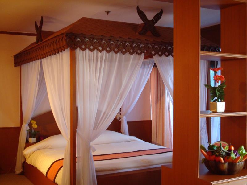 Ruen-Thai Suite - Free WiFi access - Breakfast included