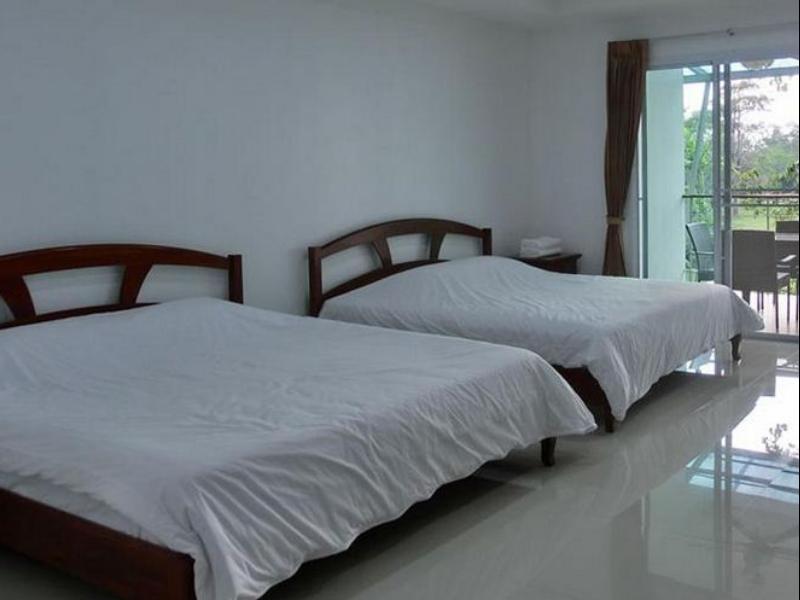 Deluxe Quadruple Room (4 adults) - Breakfast included