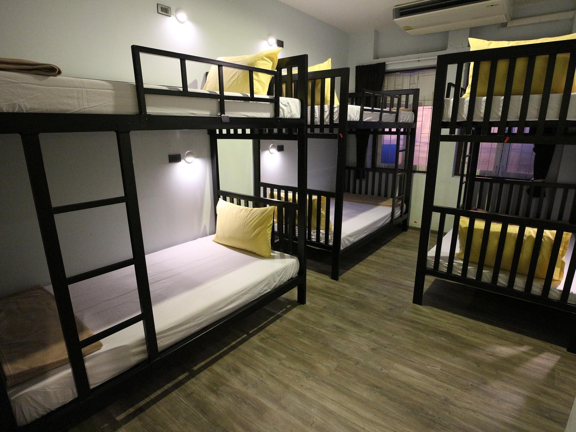 Oldtown Social 6 People - Free WiFi access