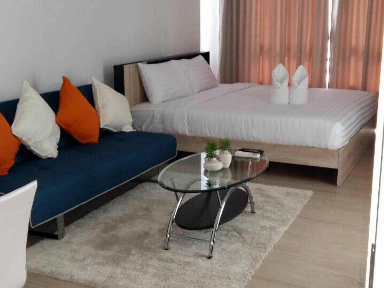 Studio Apartment Double Bed - Free WiFi access