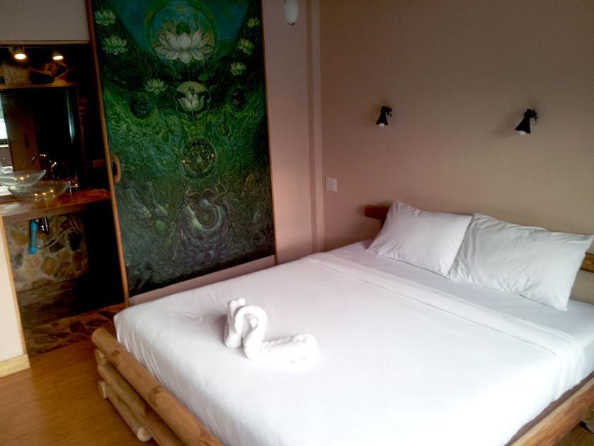Engpha Twin Room 1st floor - Free WiFi access - Breakfast included