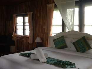 Deluxe Cottage River View  - Breakfast included