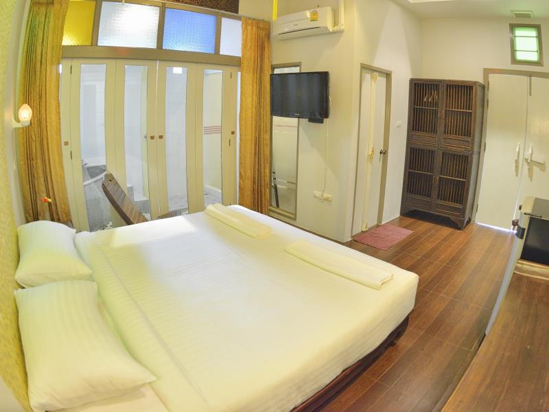 Deluxe Room - Free WiFi access