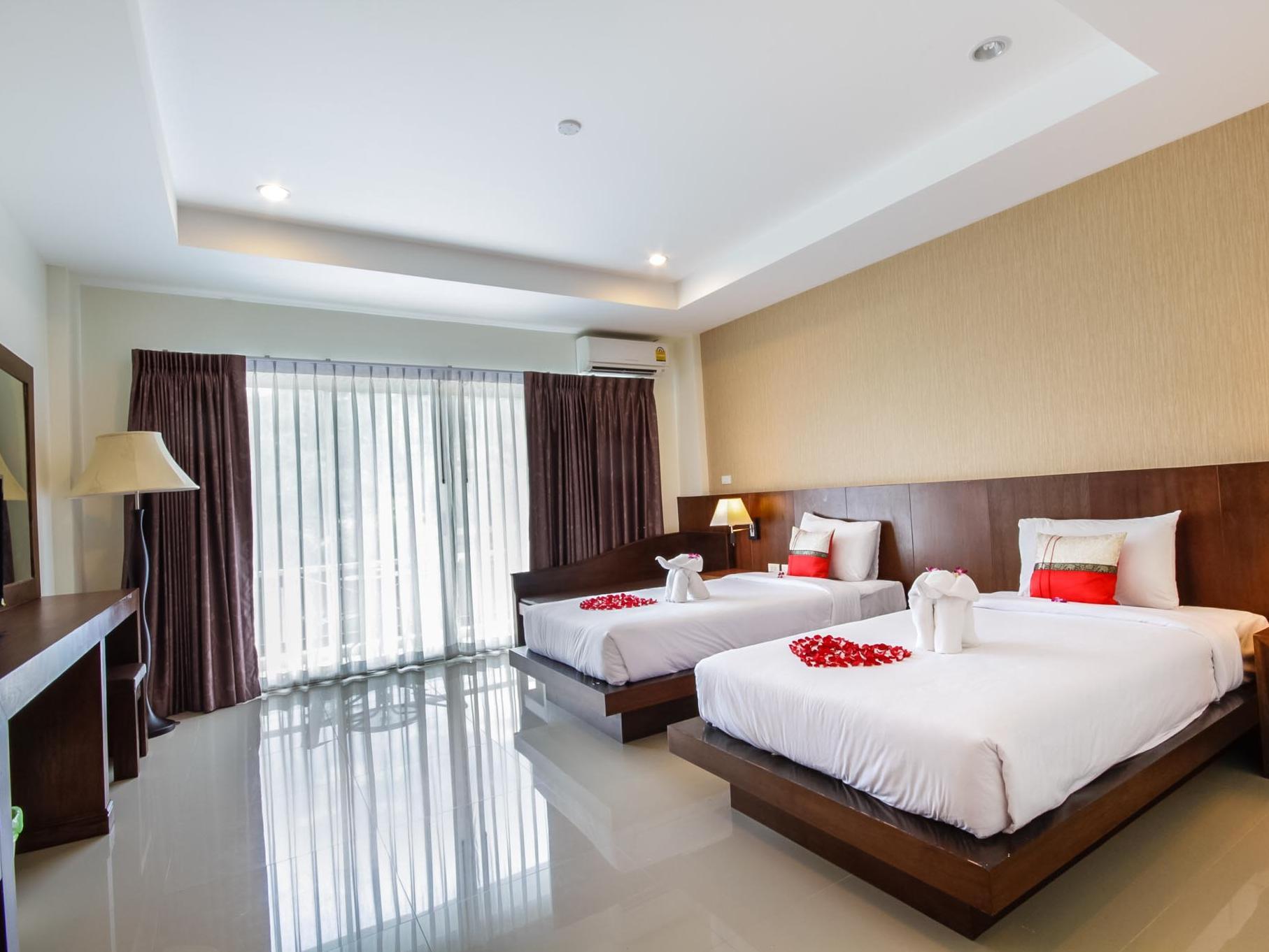 Deluxe Room - Free WiFi access - Breakfast included