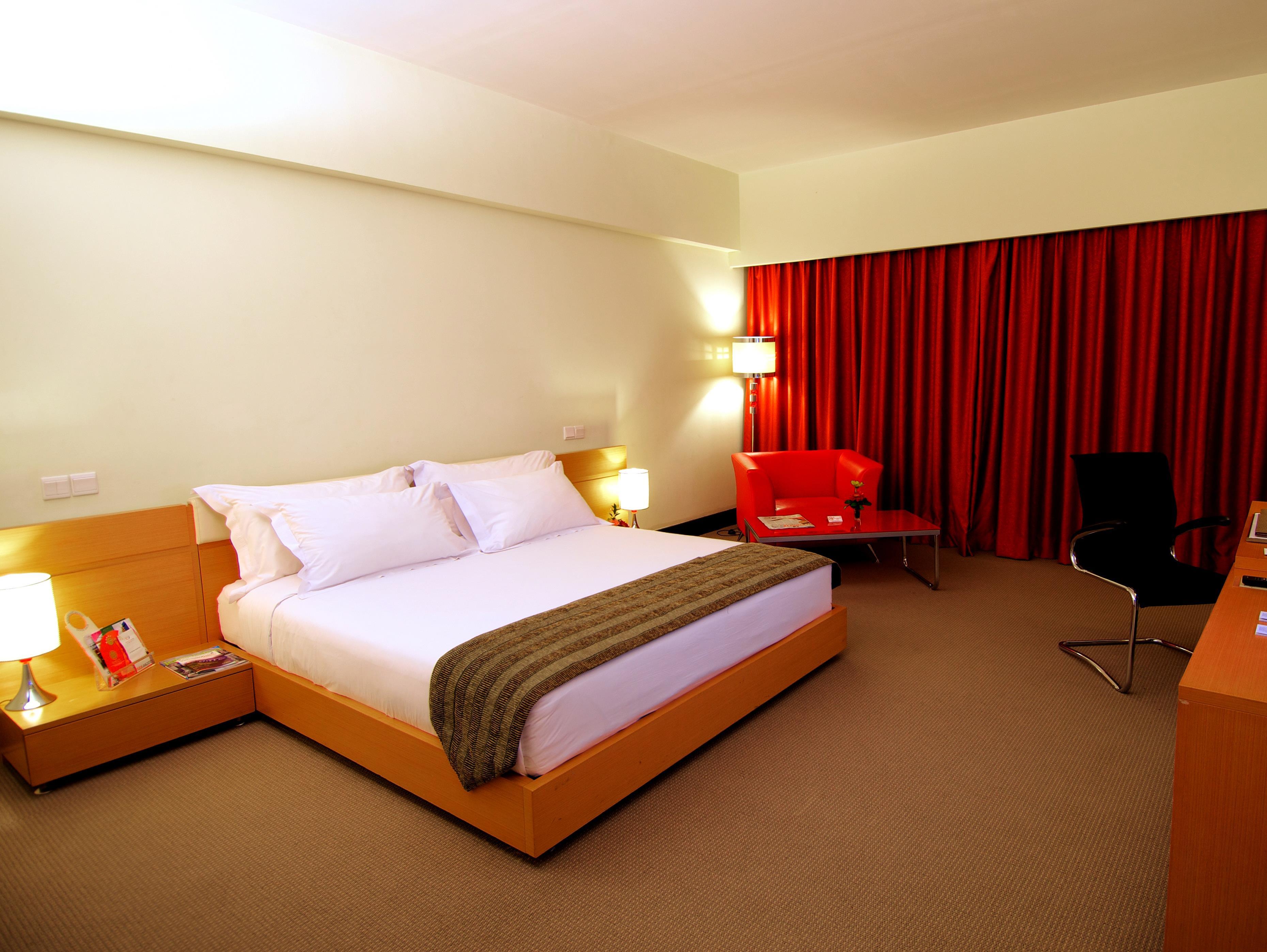 Executive - Free WiFi access - Breakfast included