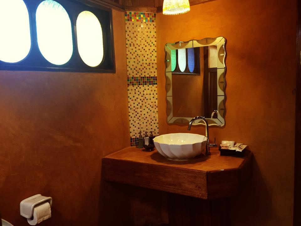 Thai Style Bungalow Room With Breakfast - Free WiFi access - Breakfast included