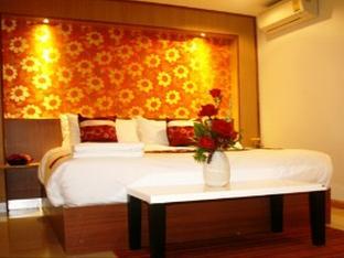 Grand Deluxe Wing A - Free WiFi access