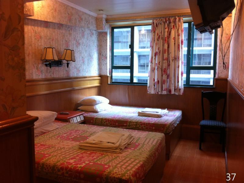 Standard Quadruple Room - Best price guarantee