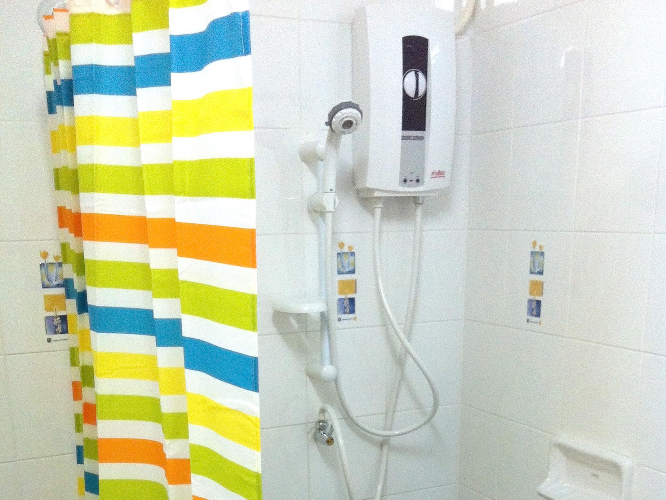 1 Bed in 4-Bed Dormitory Female - Air Conditioning - Free WiFi access