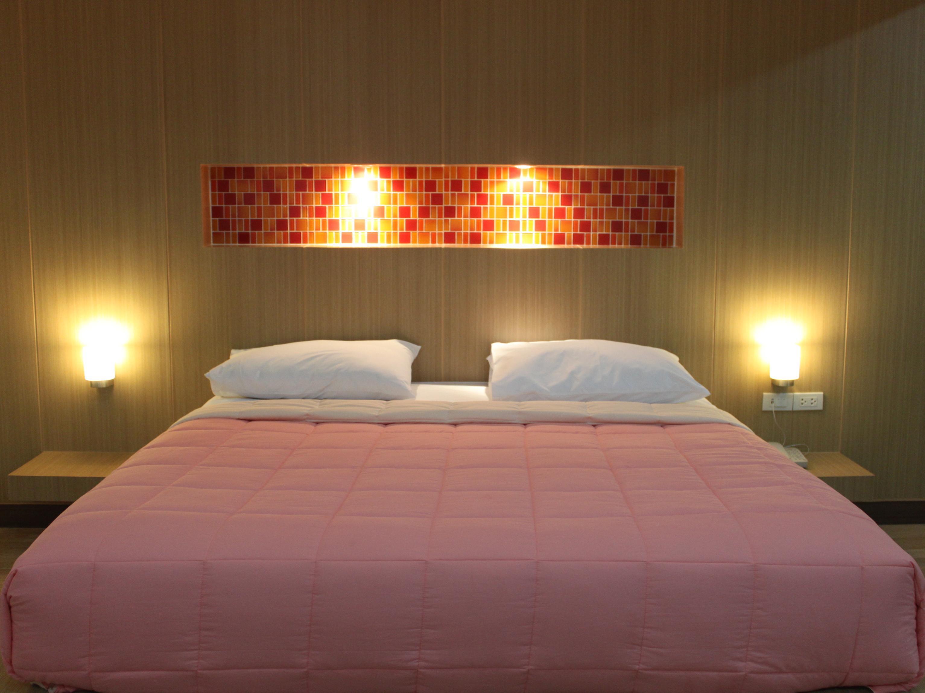 Suite Double Bed - Best price guarantee