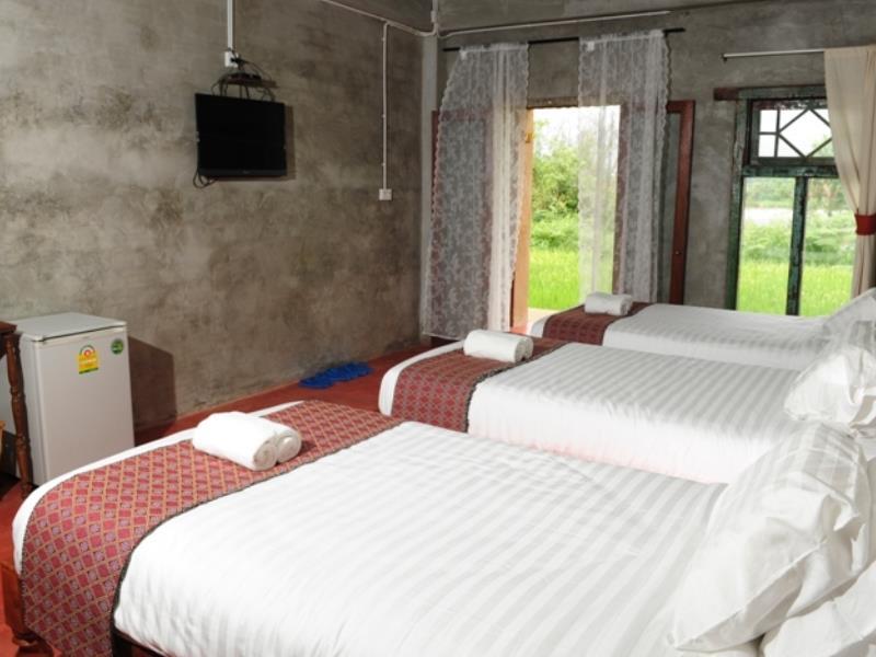 Triple Room - Breakfast included