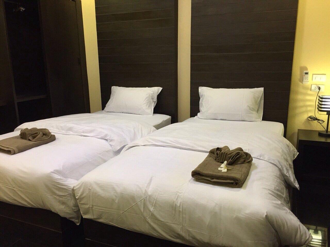 Standard Twin Bed - Free WiFi access