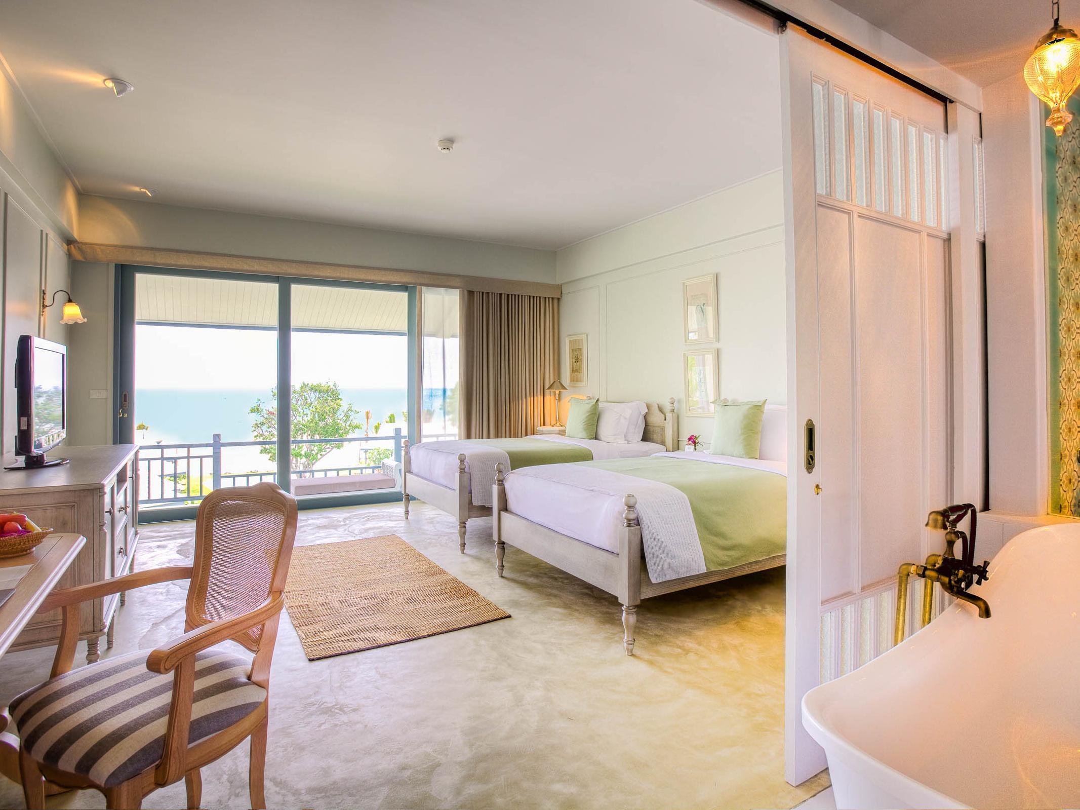 Seaside Deluxe Twin - Free WiFi access - Breakfast included