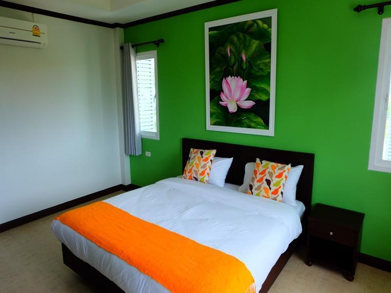 4 Bedroom Home - Free WiFi access
