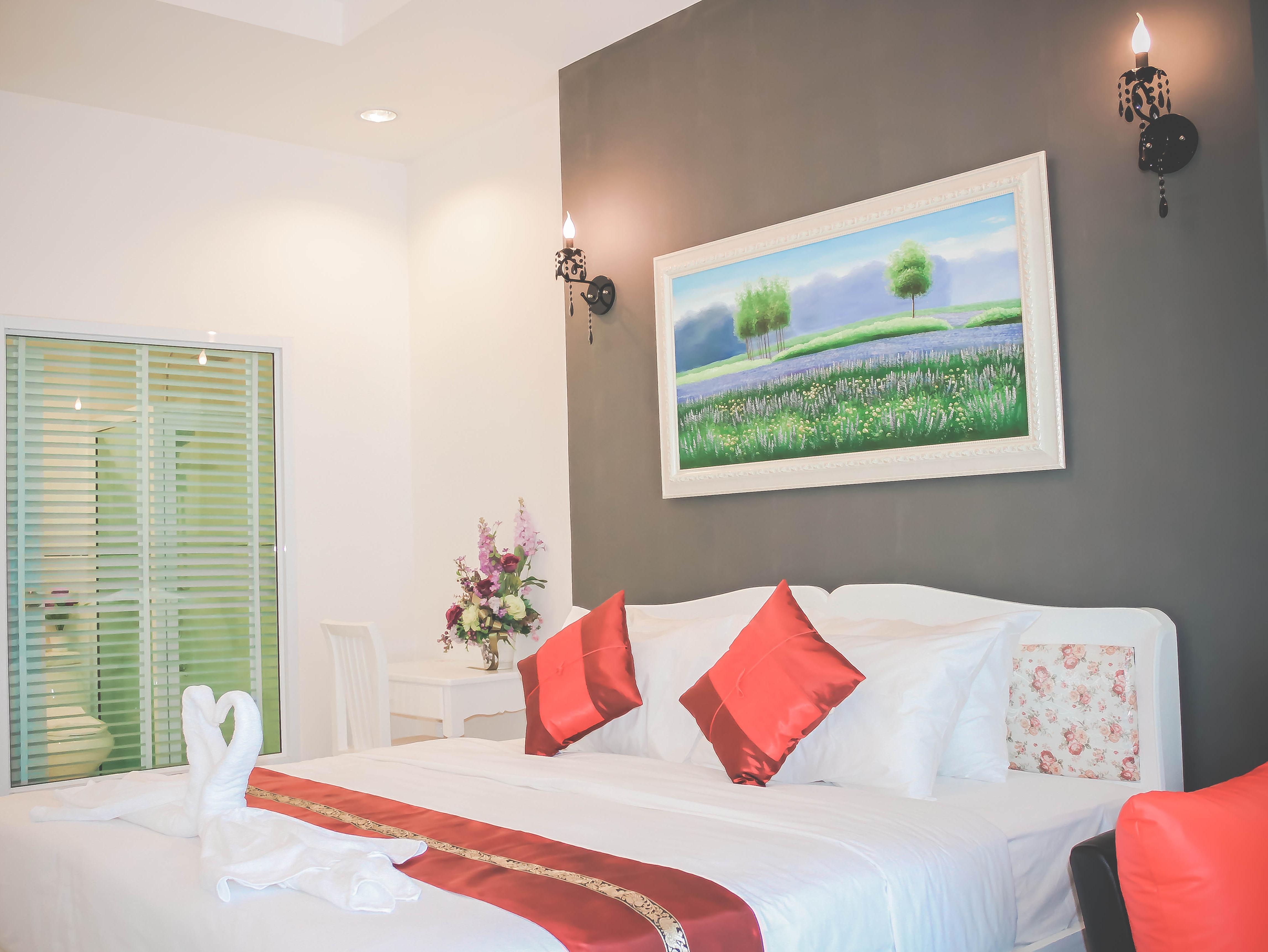 Deluxe Room - Breakfast included