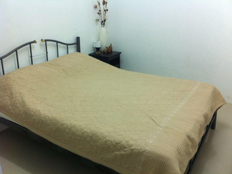 Standard Fan Double Bed Shared Bathroom  - Free WiFi access