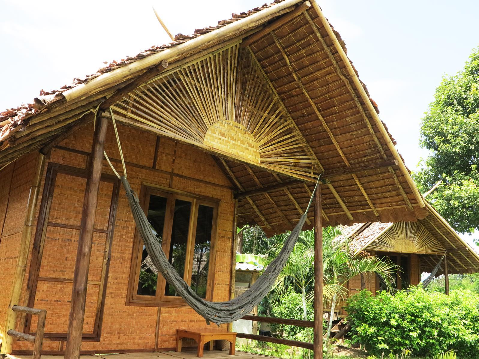 Hut