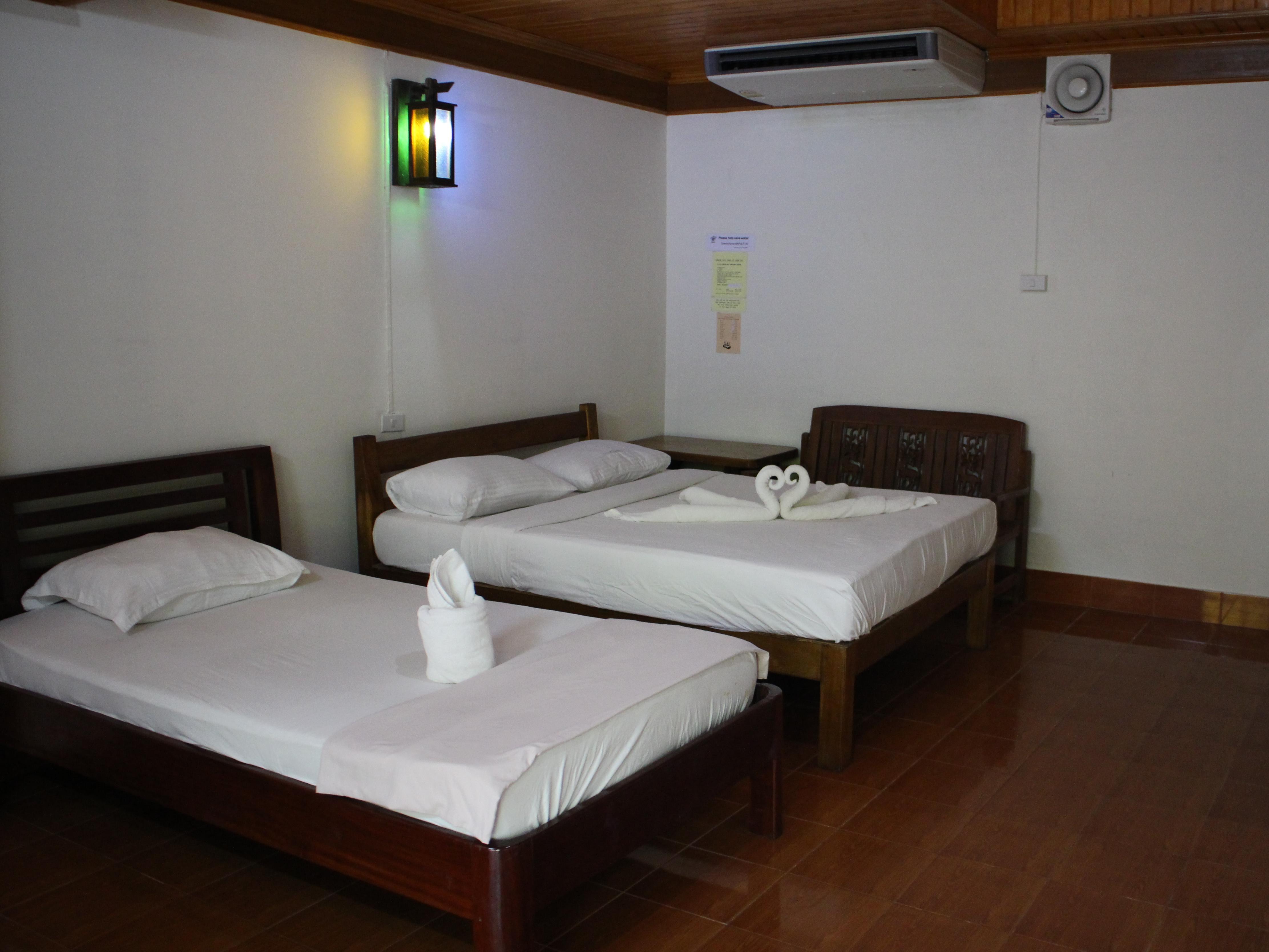  Bungalow with Air Conditioning - Free WiFi access - Breakfast included