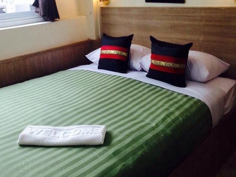 Superior Deluxe Room - Room Only - Best price guarantee
