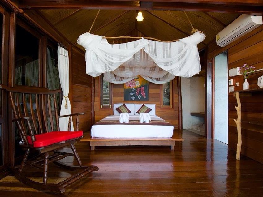 Seaview Bungalow Air Con - Free WiFi access - Breakfast included
