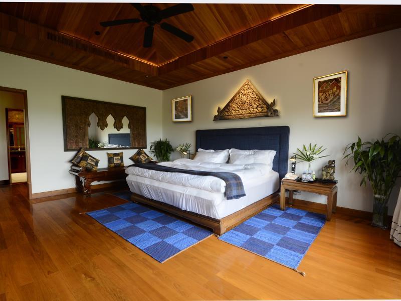 Villa King Bed - Free WiFi access - Breakfast included