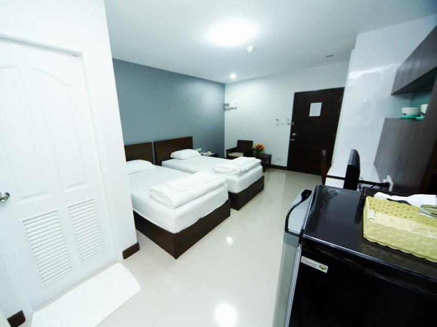 Standard Twin Bed with Balcony - Best price guarantee