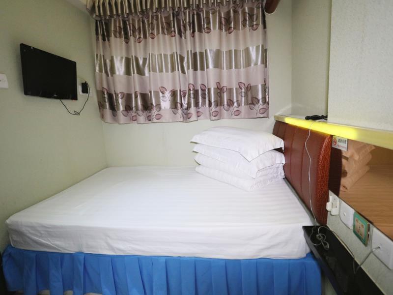 Double Bed Room - Free WiFi access