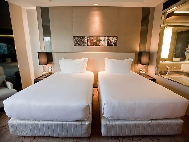 Grand Deluxe with Breakfast - Breakfast included