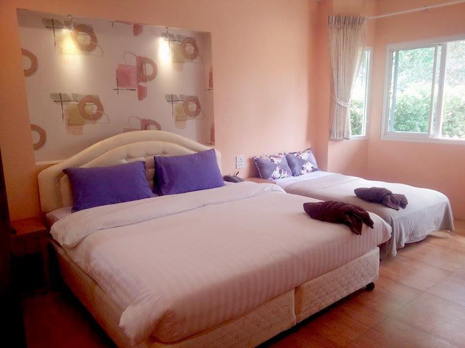 Family Room - Best price guarantee