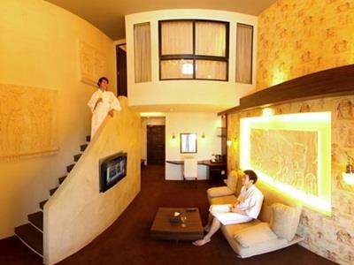Duplex - Free WiFi access - Breakfast included