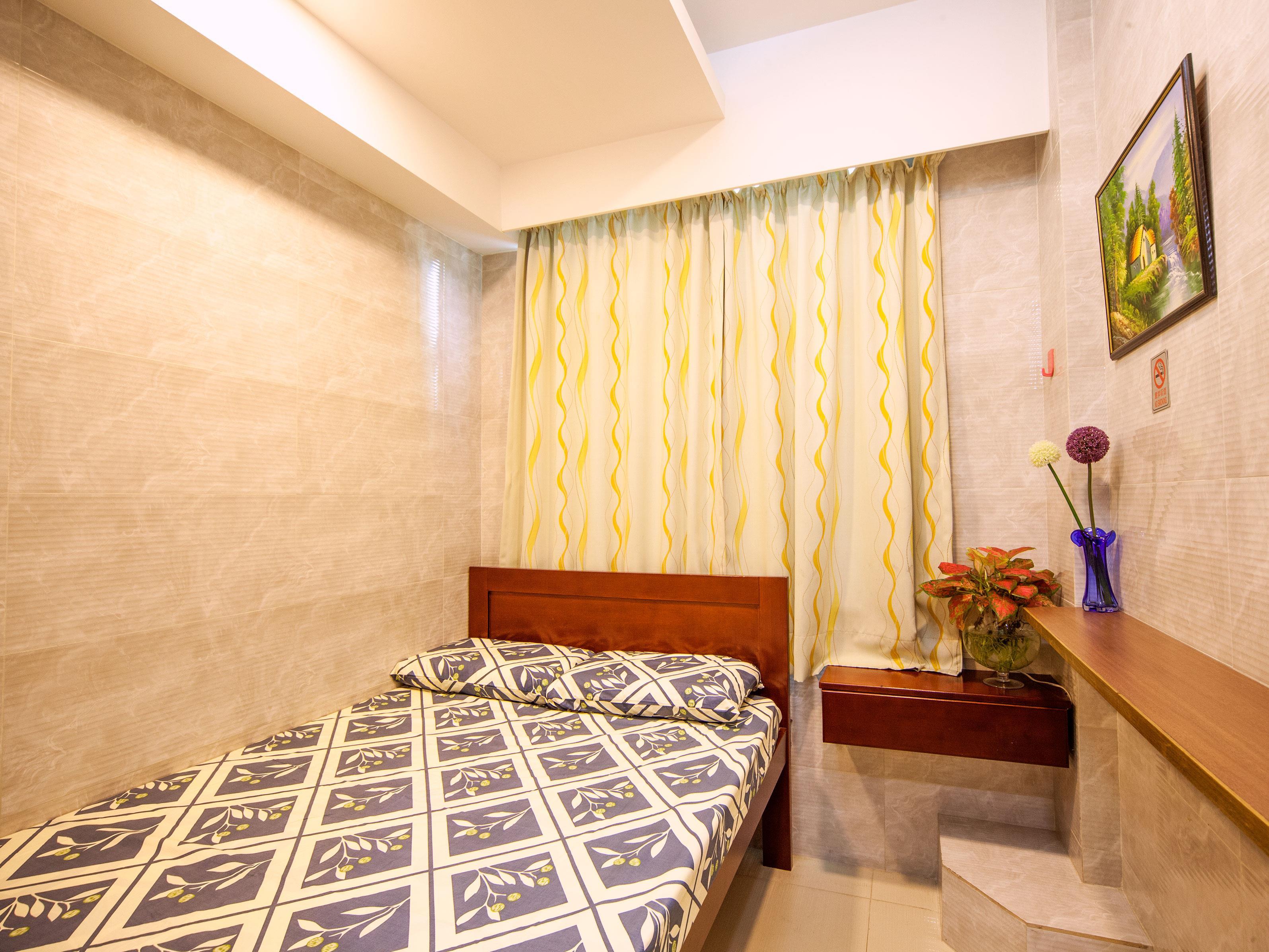 Double Bed - Free WiFi access