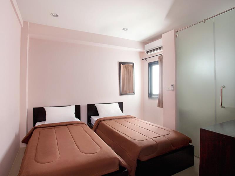 Superior Twin Bed - Free WiFi access