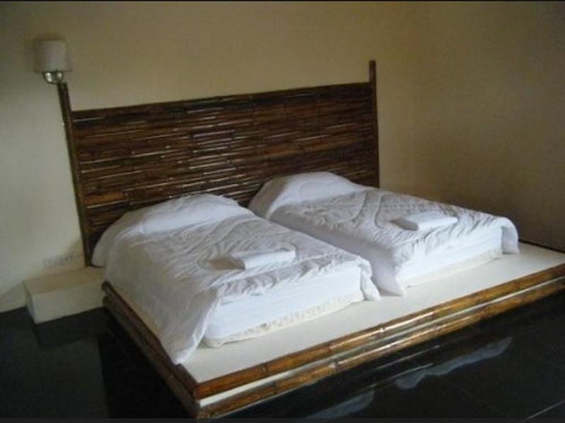 Standard Twin Bed - Free WiFi access