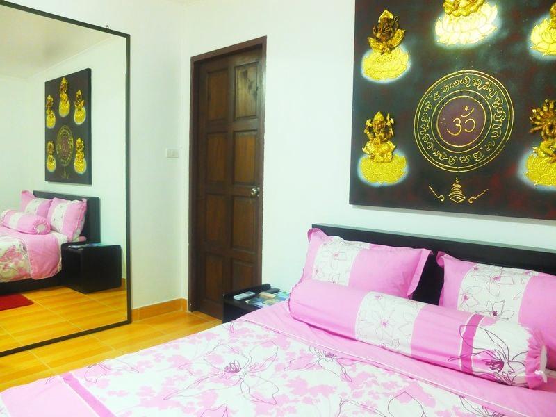 2 Bedrooms Family - Free WiFi access - Breakfast included