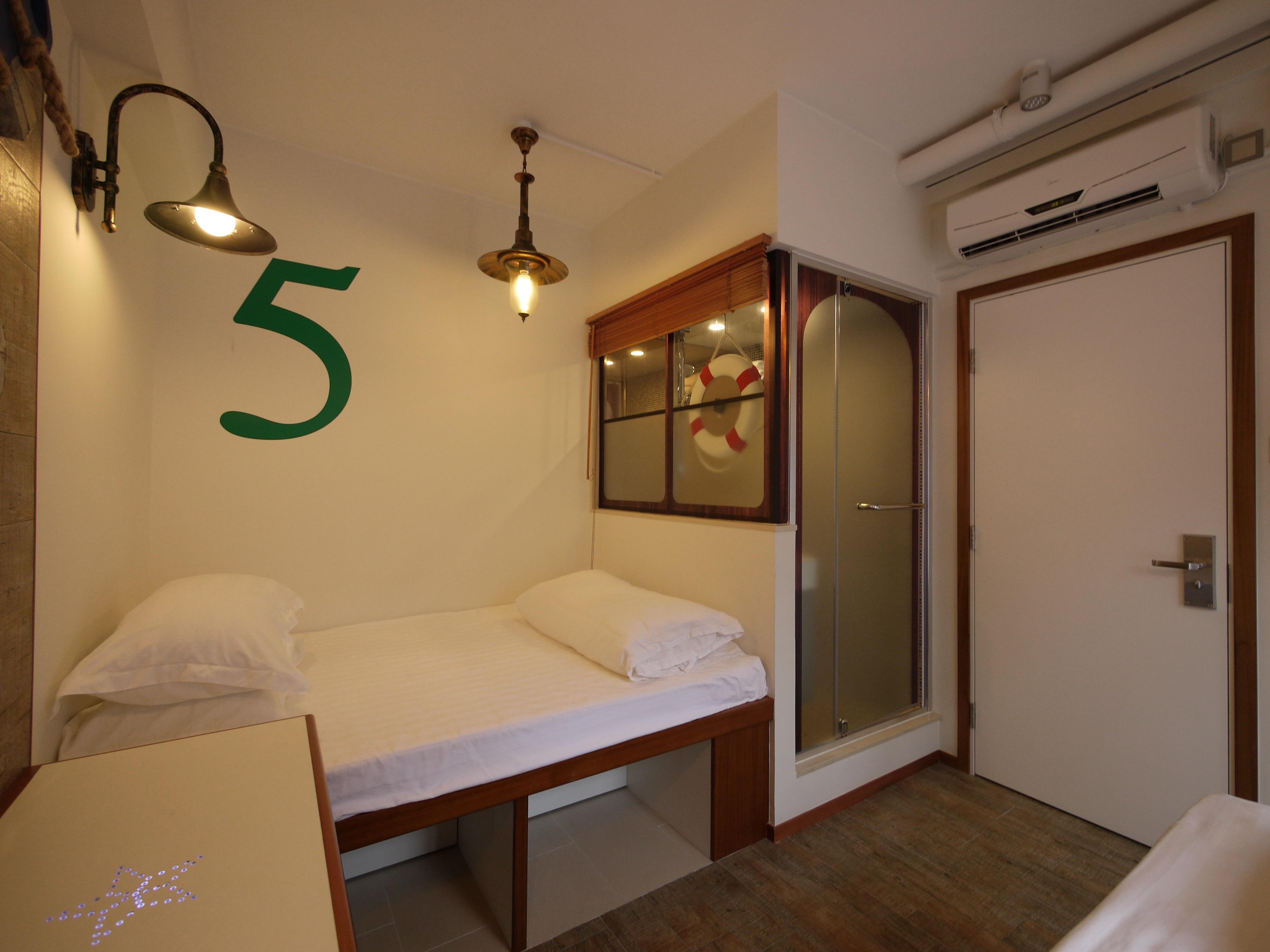 Balcony Family Room - Free WiFi access