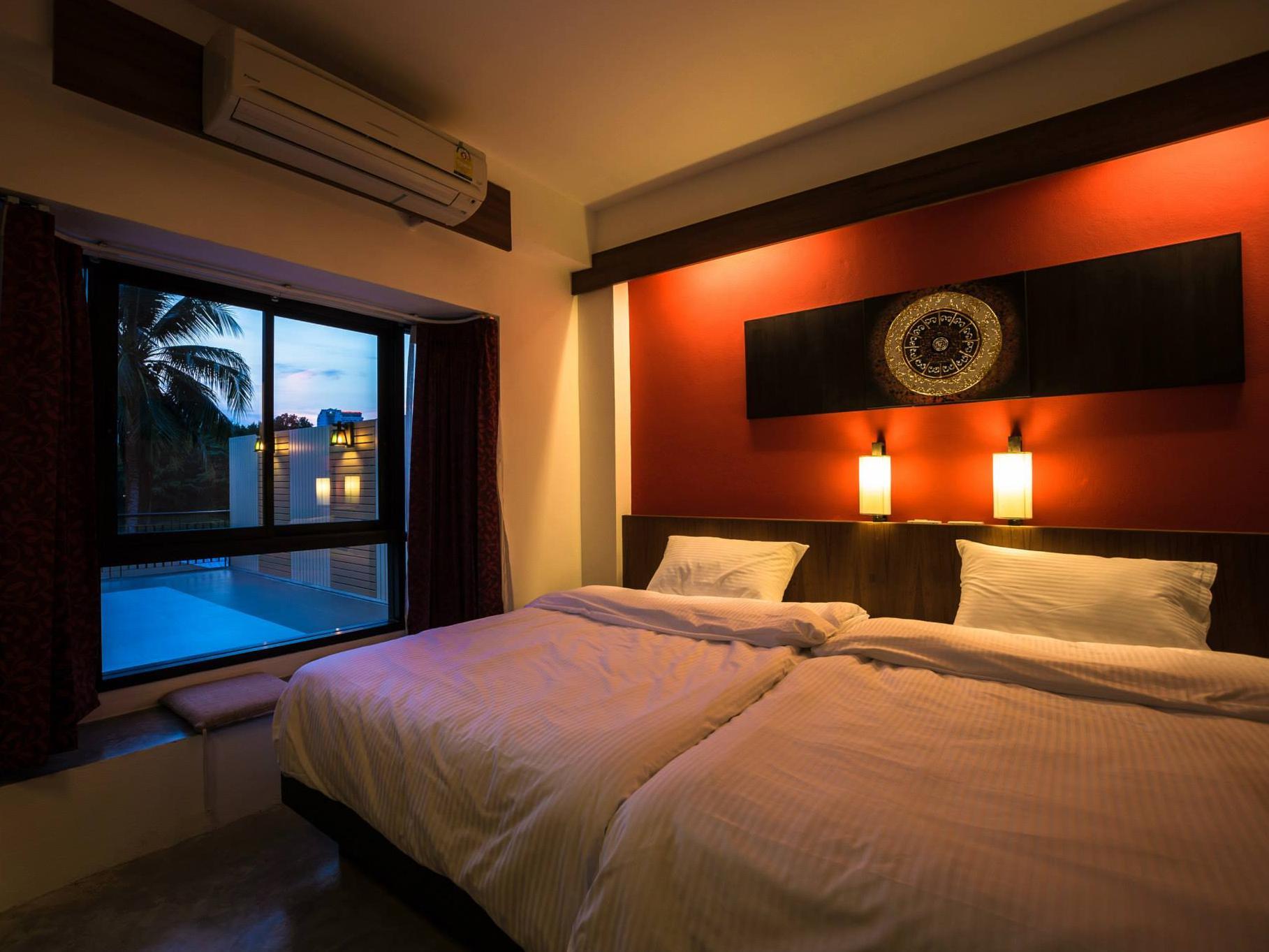 Deluxe River View - Best price guarantee
