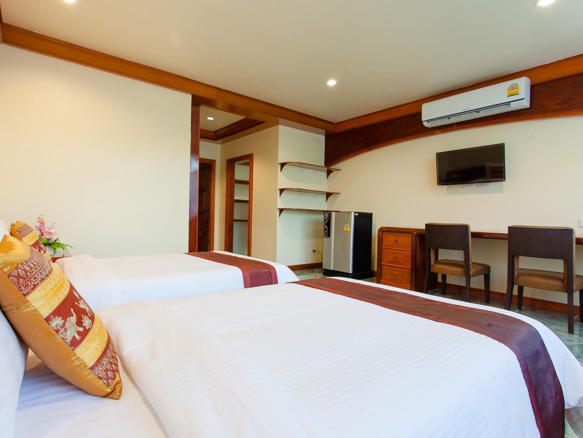 Deluxe Balcony With Breakfast - Breakfast included