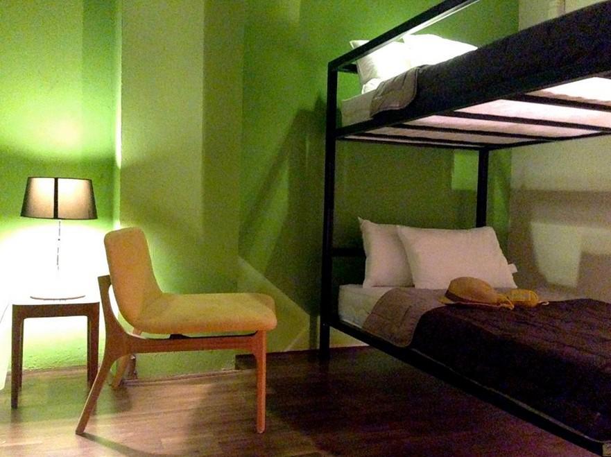Dorm 4 mixed - Best price guarantee