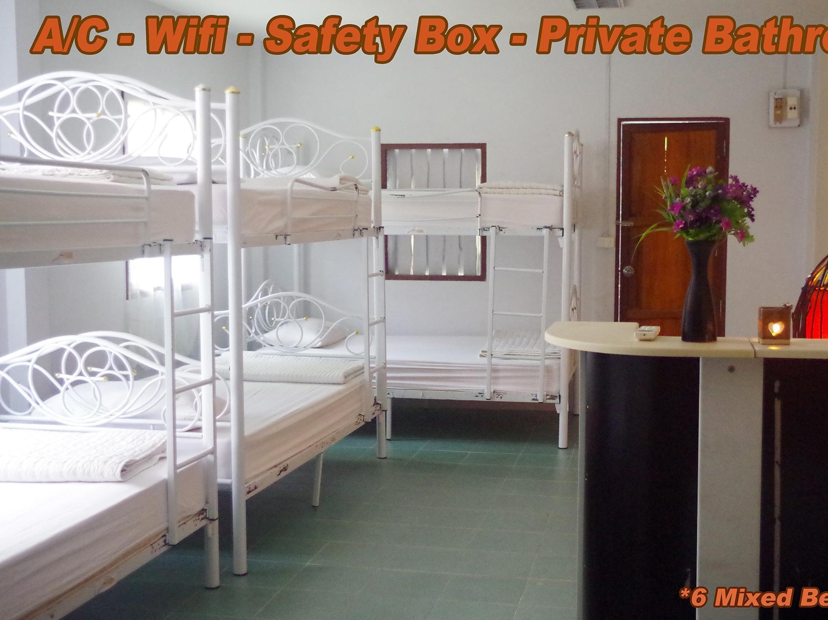 8-Bed Mixed Dormitory Air Conditioning - Best price guarantee