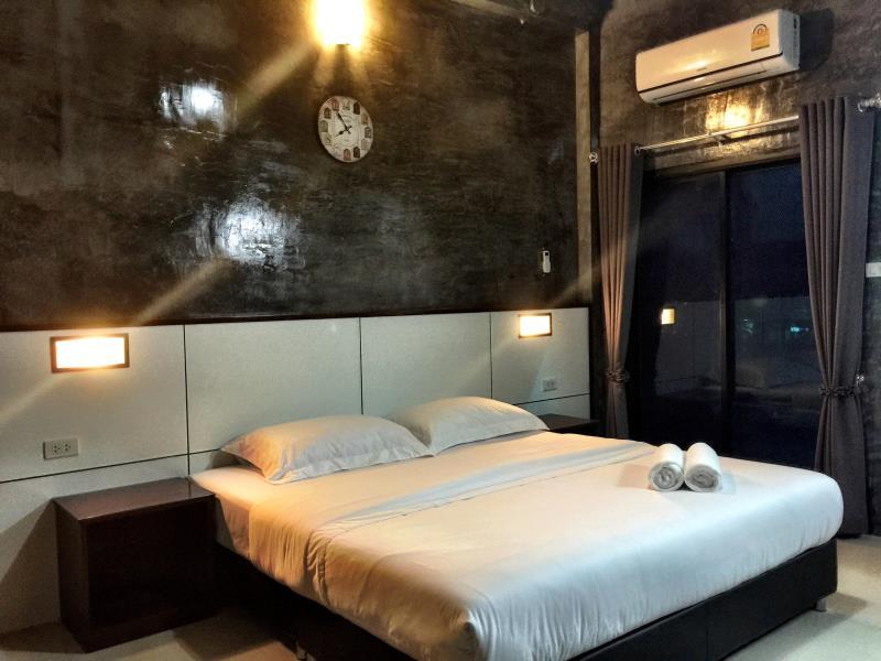 Single room - Best price guarantee