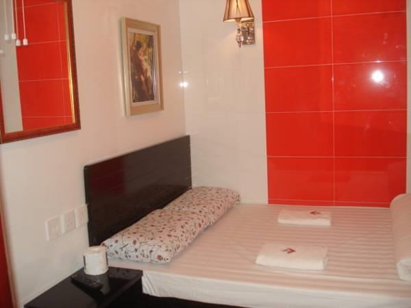Double Bedroom - Free WiFi access