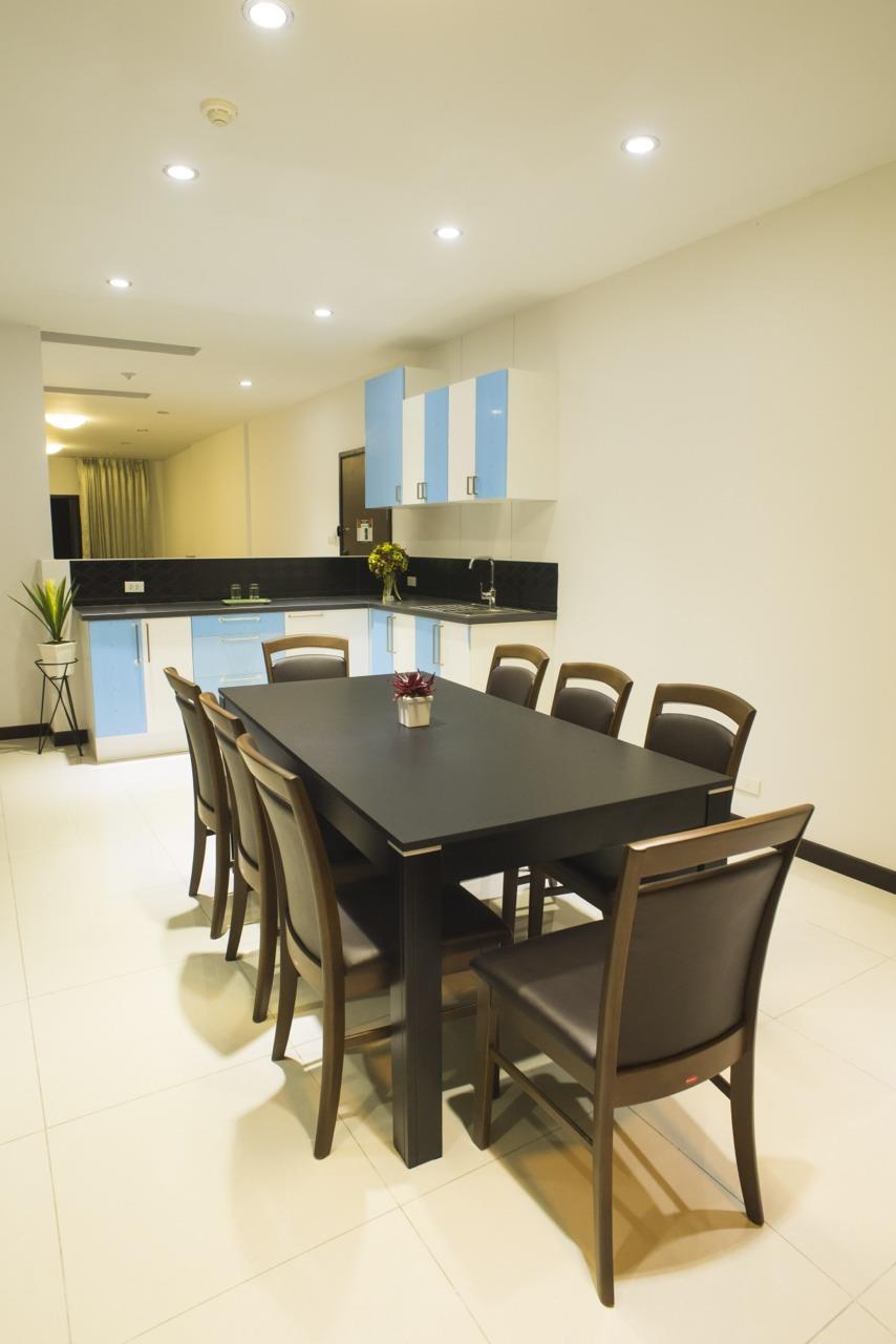 Suite - High Floor - Free WiFi access - Breakfast included