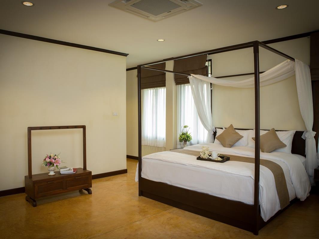 King Suite - Free WiFi access - Breakfast included