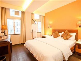 Hotel,