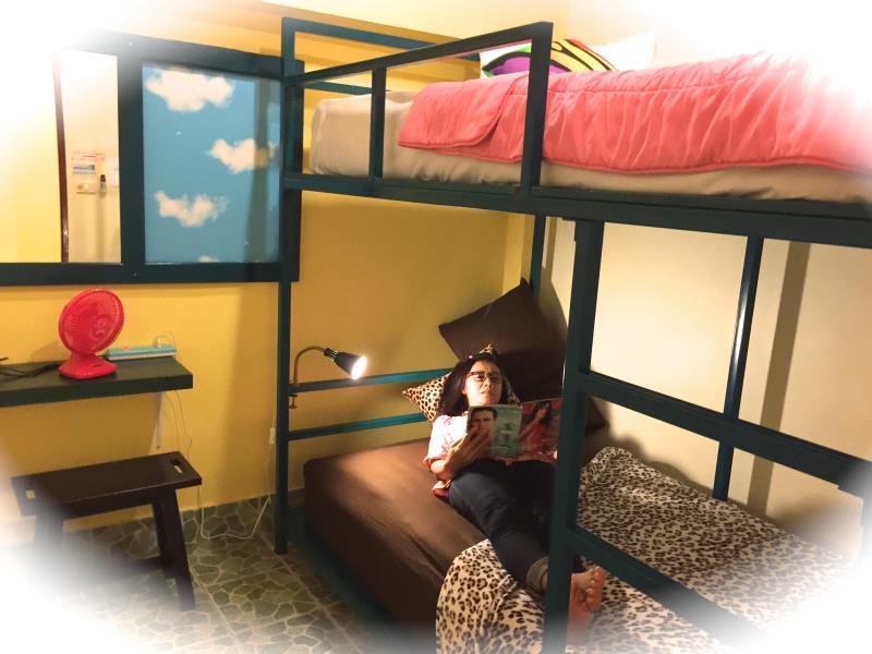 Bunk Bed Shared Bathroom - Best price guarantee