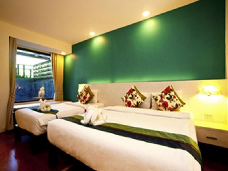 Deluxe Triple with Breakfast - Free WiFi access - Breakfast included