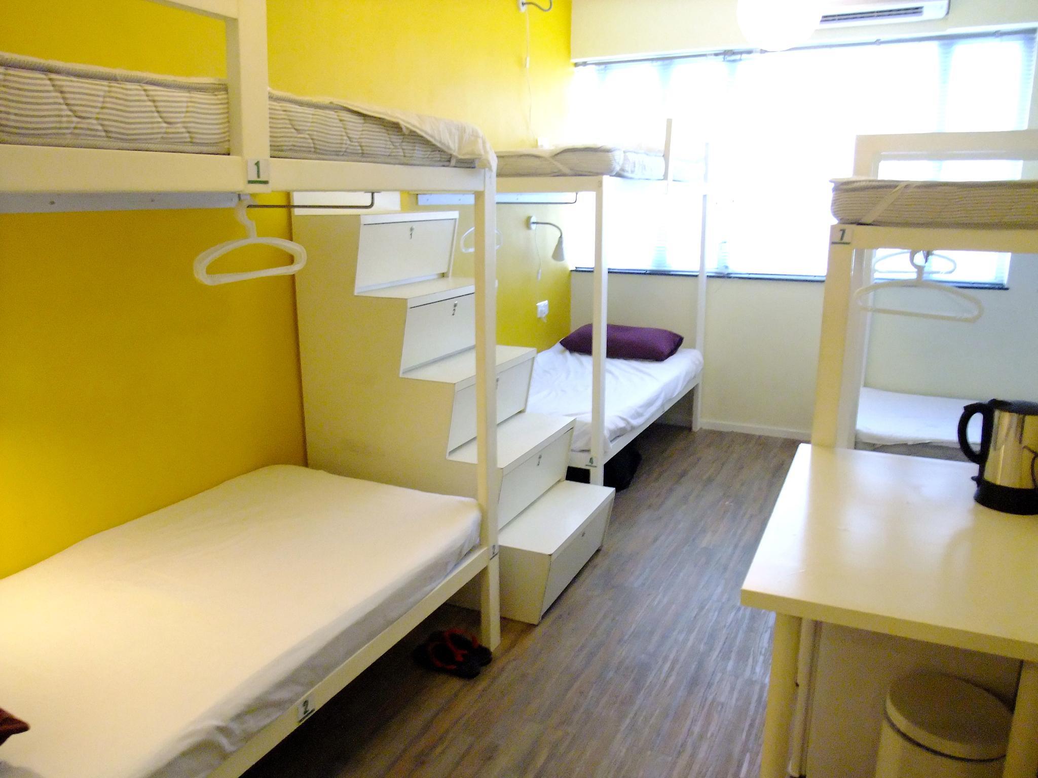 8-Bed Mixed Dormitory En-Suite - Free WiFi access