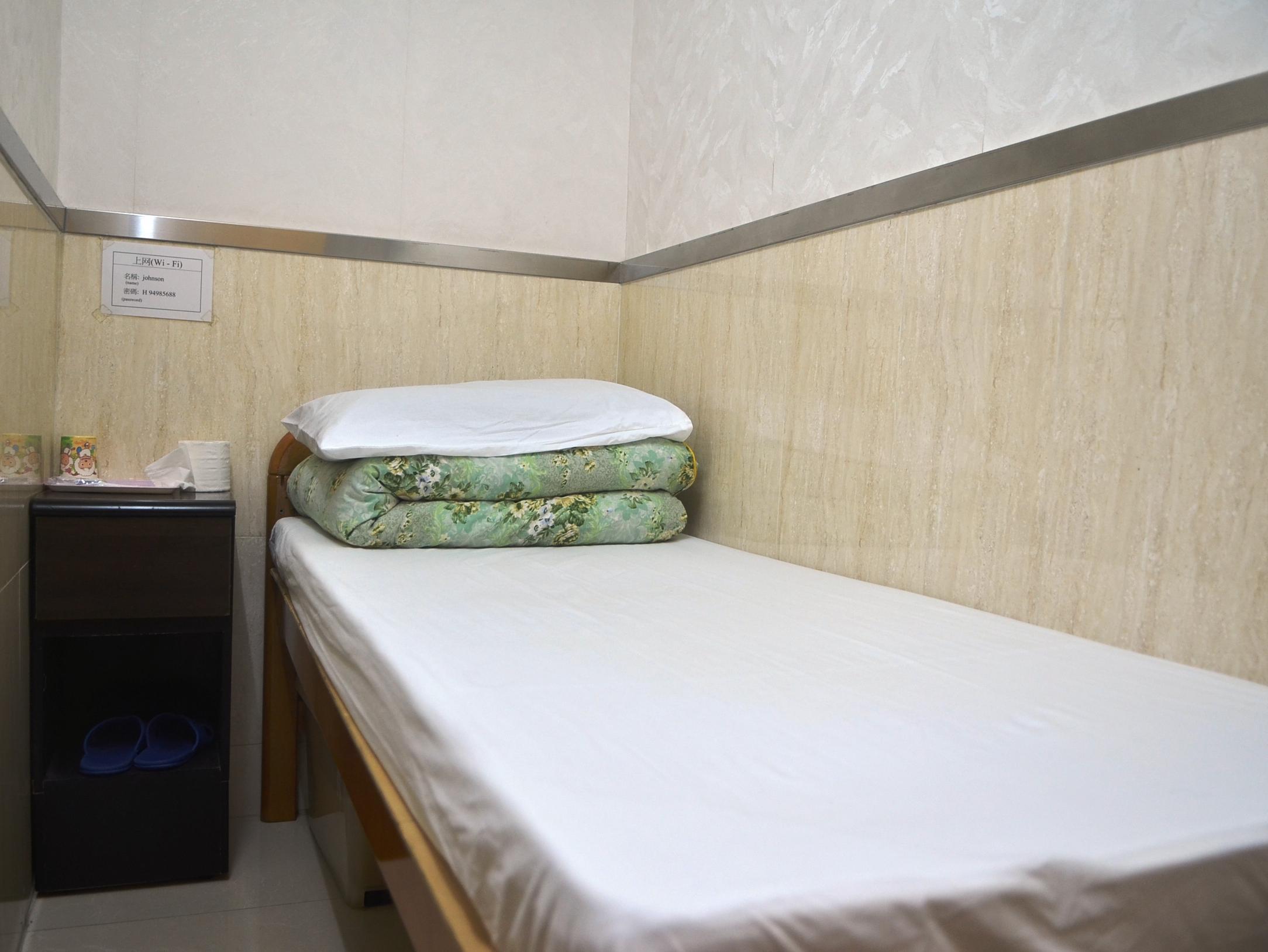 Single No Window - Best price guarantee